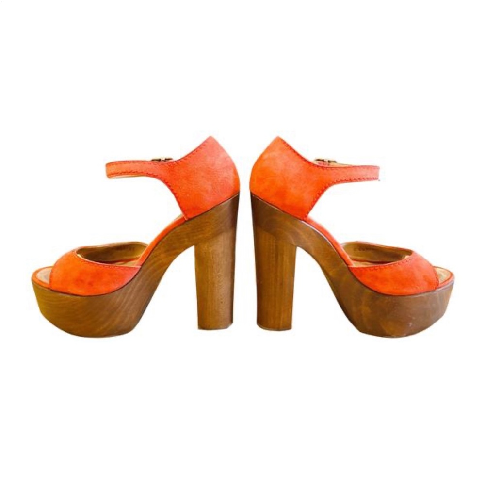 CHANEL Red Suede Wooden Platform Sandals (38) - Picture 4 of 16